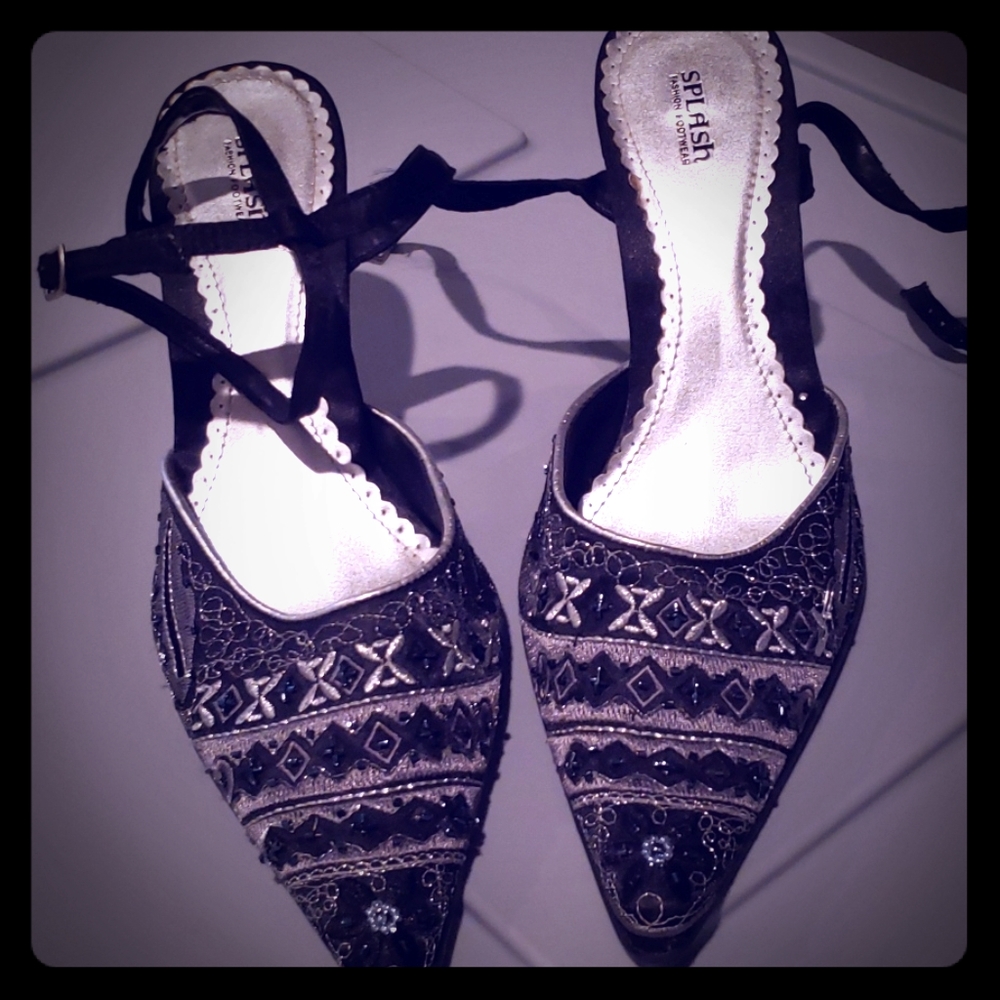 Splash heels